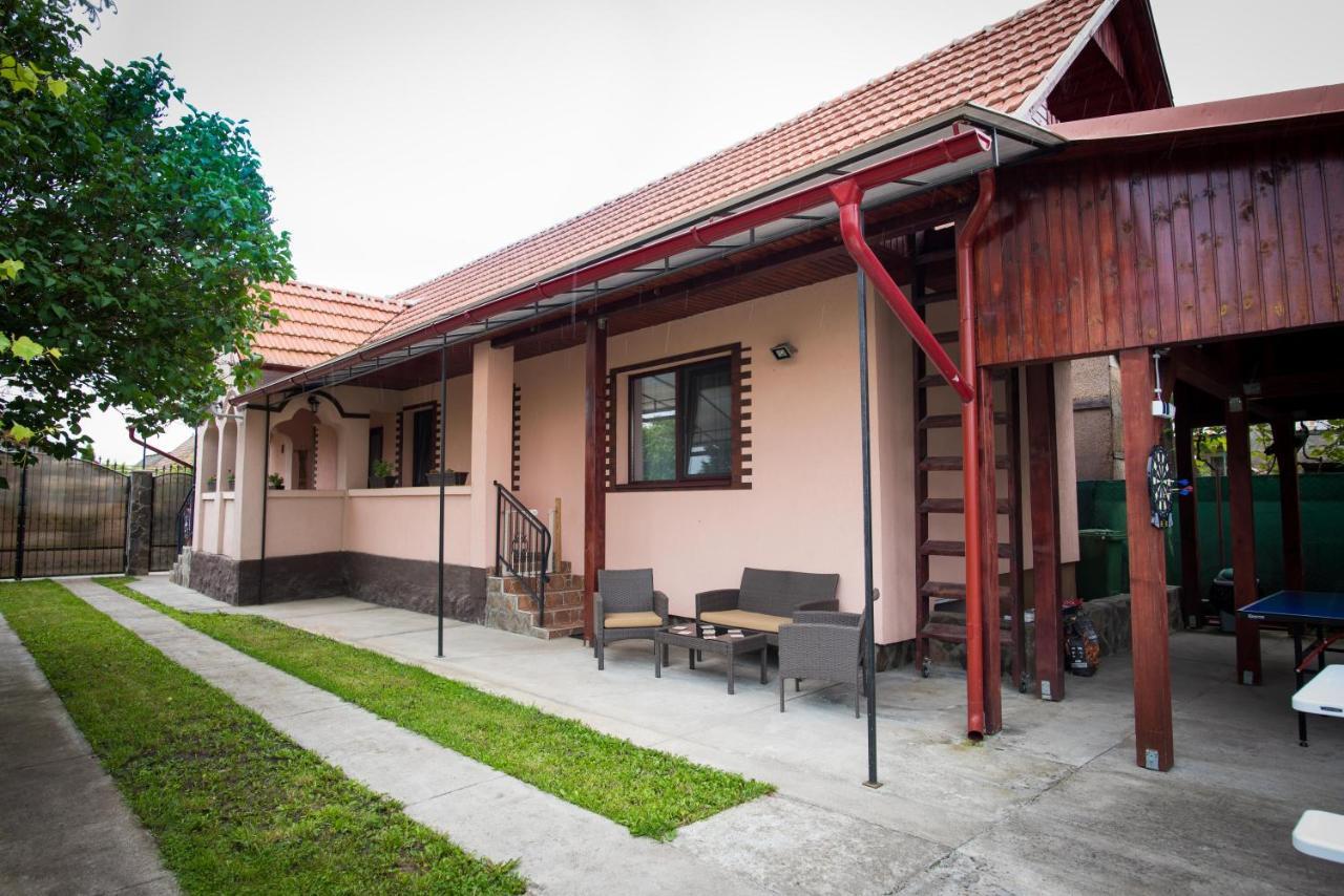 Erika'S Holiday Cottage Peris Luaran gambar